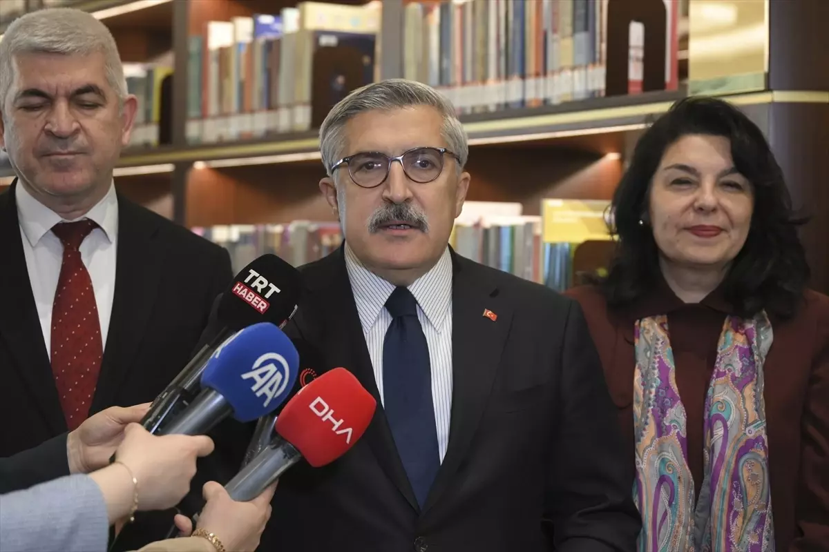 ak-parti-genel-baskan-yardimcisi-yayman-kutuphane-haftasini-kutladi-aciklamasi-ykKS5YWY.jpg