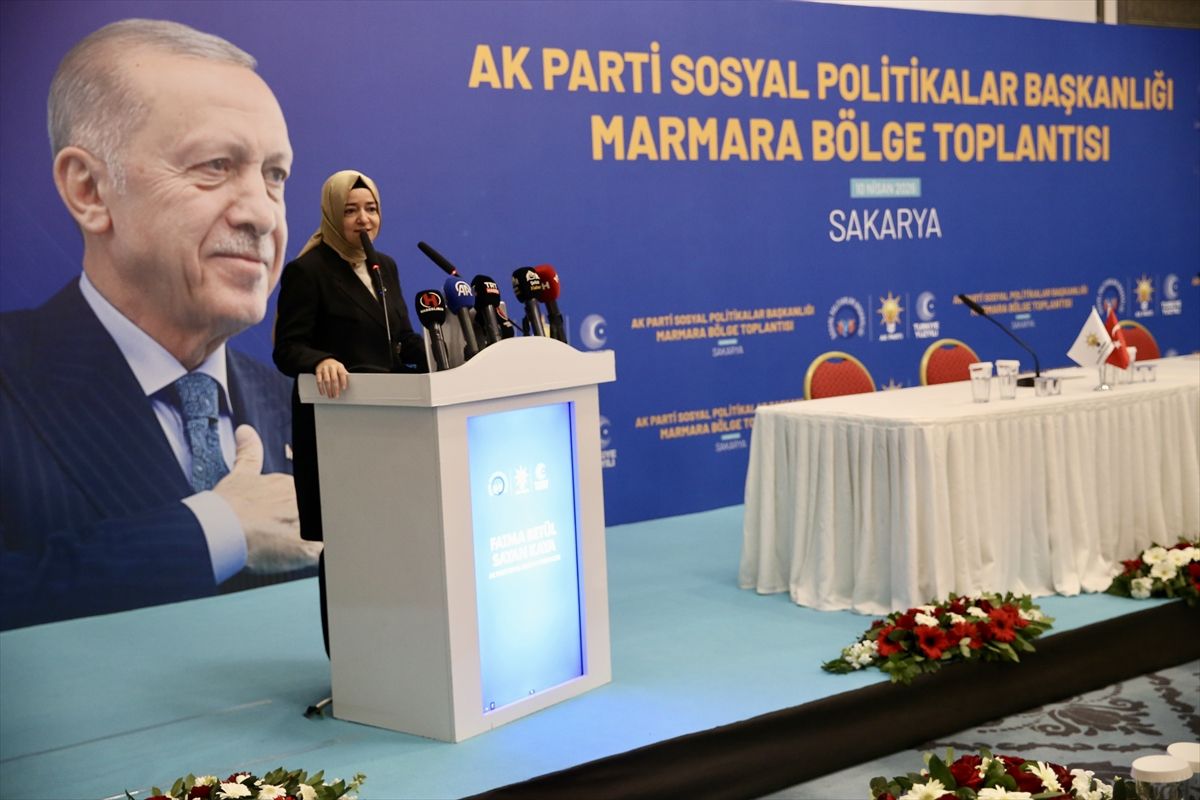 ak-parti-sosyal-politikalar-baskanligi-marmara-bolge-toplantisi-sakaryada-duzenleniyor-Yqflukg2.jpg