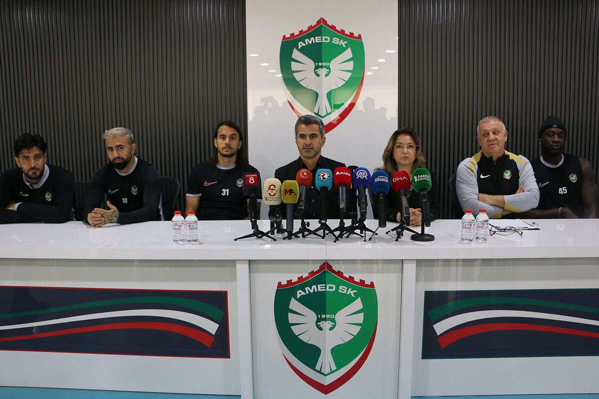 amedspor-sampiyonluk-atesini-yakti-O8BgM6Ol.jpg
