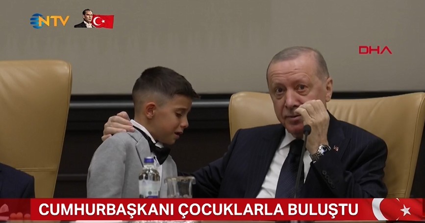 cumhurbaskani-erdogan-kulliyede-cocuklarla-bir-araya-geldi-kulliyede-duygusal-anlar-hTe9CumX.jpg
