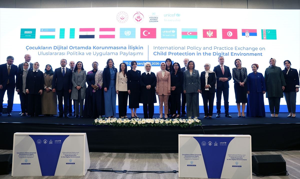 emine-erdogan-cocuklarin-dijital-ortamda-korunmasina-iliskin-uluslararasi-politika-ve-uygulama-paylasimi-toplantisinda-konustu-WIsT9vxu.jpg
