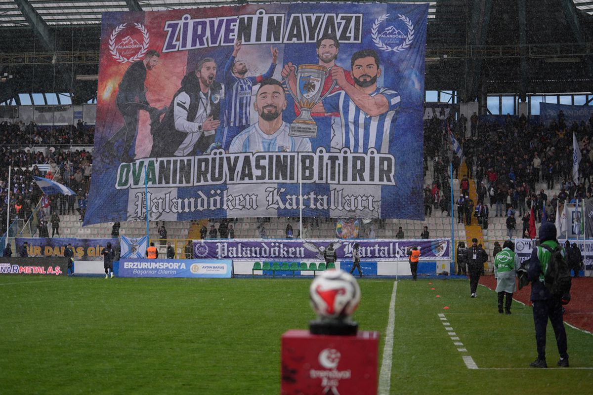 erzurumspor-fk-super-lig-icin-gun-sayiyor-BeQnMCgx.jpg