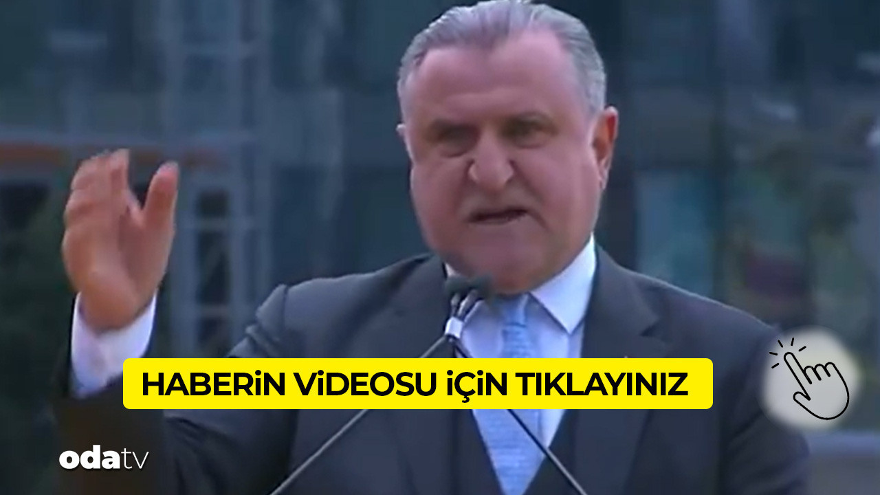ne-yaptin-bakan-fenerbahceliler-ayaga-kalkti-M3hpWsGU.jpg