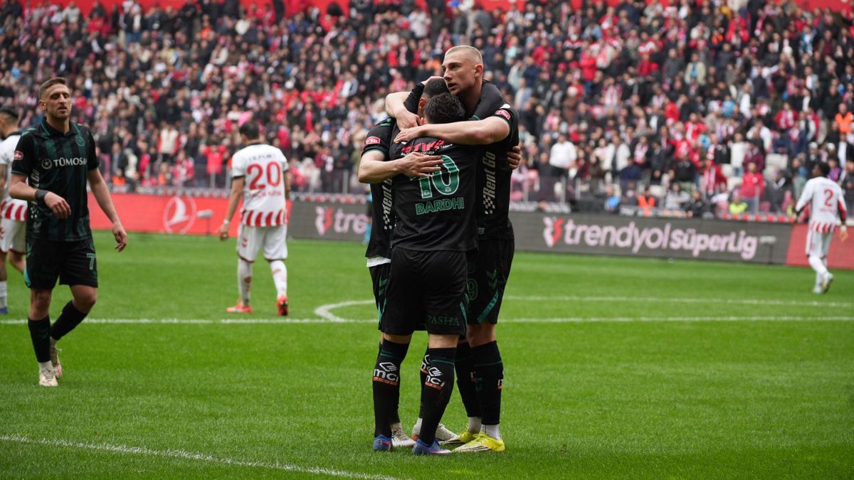 samsunspor-ve-konyaspor-berabere-kaldi-DceDudEb.jpg