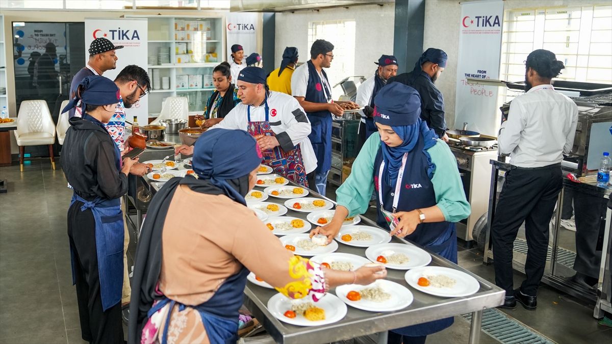 tika-bangladeste-egitim-mutfagi-acti-lna1pBID.jpg