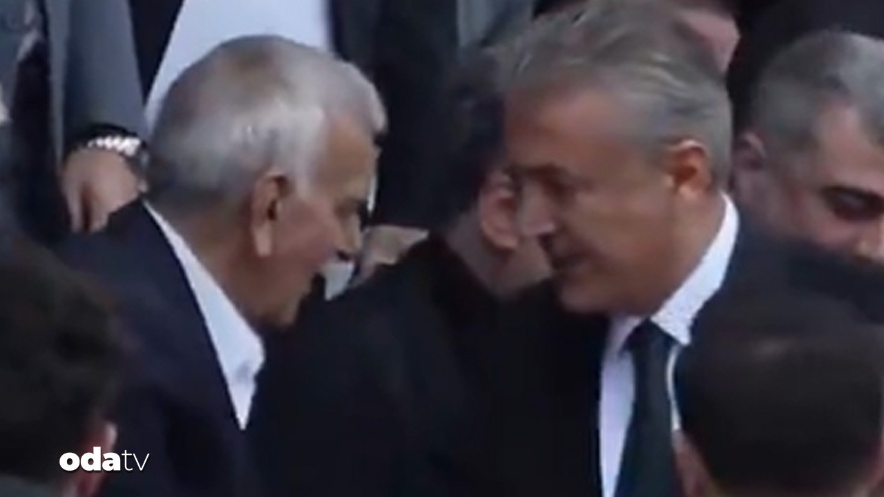 ahmet-turk-yerine-atanan-kayyumla-mac-izledi-4IvVKYgj.jpg
