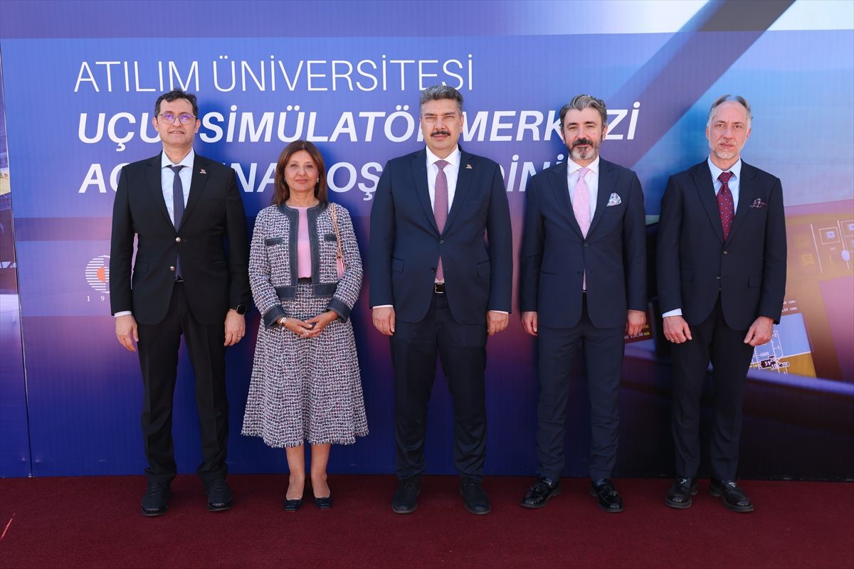 atilim-universitesinde-ucus-simulator-merkezi-acildi-qZYDW96N.jpg