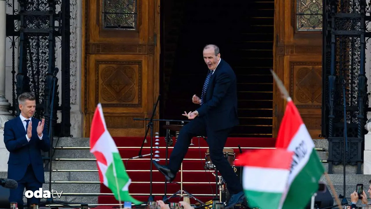 bakan-adayindan-dans-sovu-parlamento-merdivenlerinde-viral-performans-dJpNqXtm.jpg
