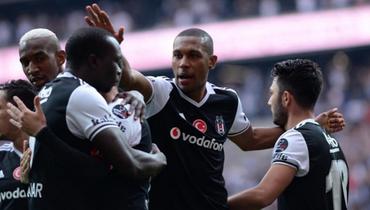besiktasin-eski-yildizindan-mesaj-kontrat-gondersinler-hemen-imzalayayim-9TPabvdZ.jpg