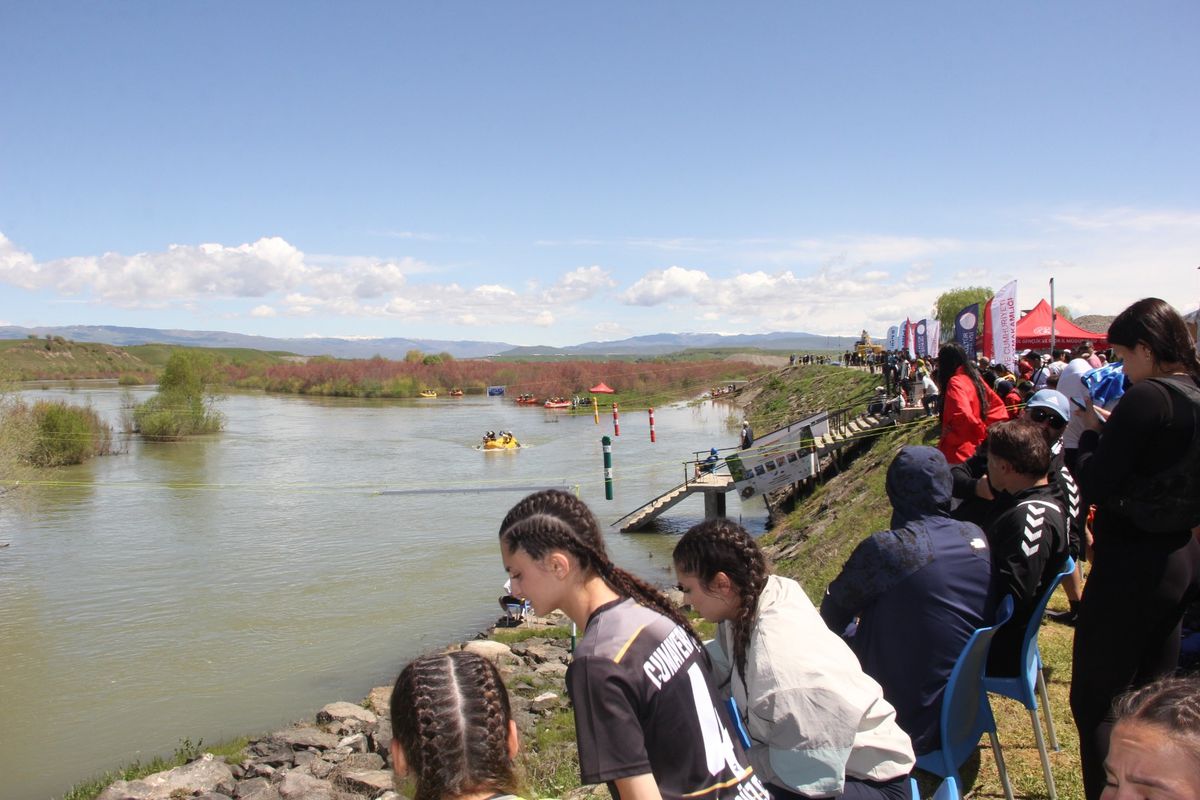 bingolde-rafting-sampiyonasi-basladi-8MicsagO.jpg