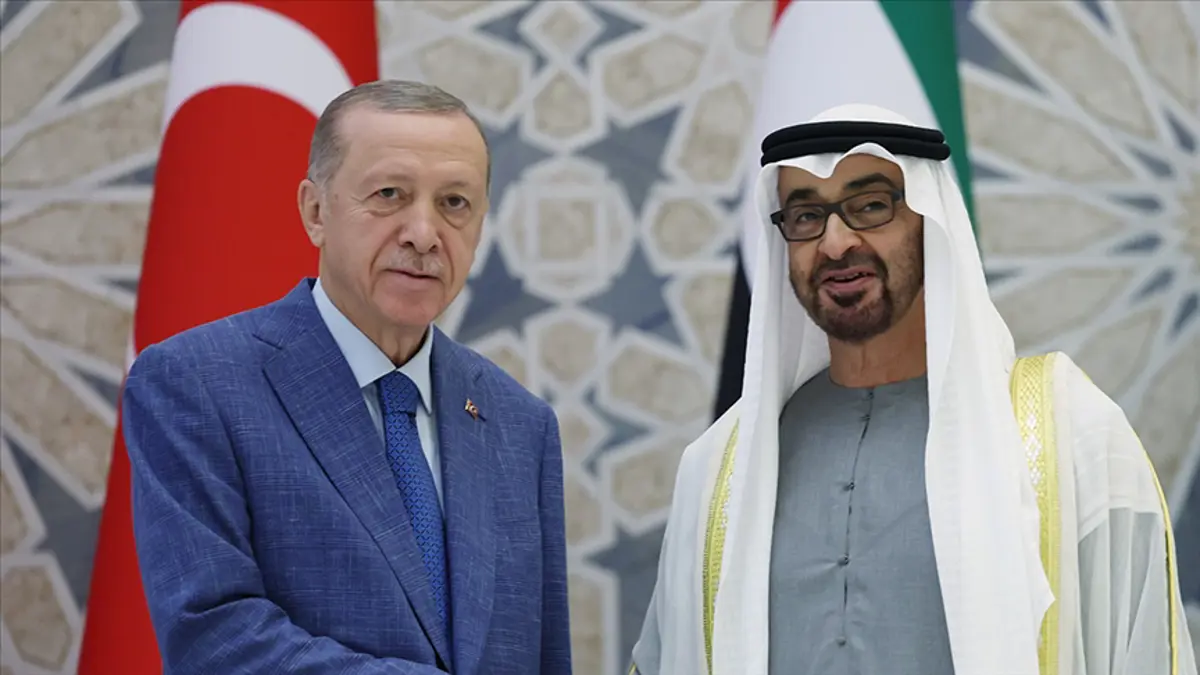 cumhurbaskani-erdogan-bae-lideri-nahyan-ile-gorustu-1x3NOuHc.webp
