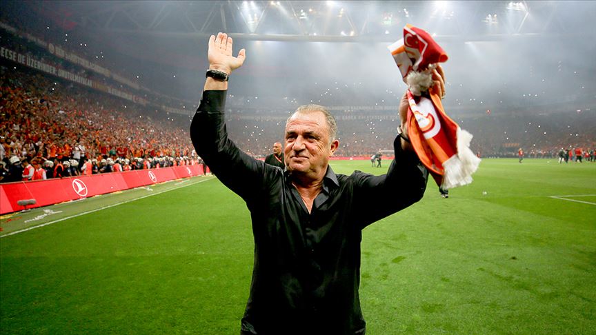 galatasaray-sampiyon-oldu-fatih-terim-aninda-paylasti-2PdsTQlK.jpg
