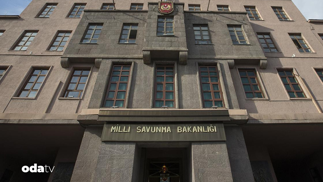 milli-savunma-bakanligi-dort-pkkli-terorist-teslim-oldu-bErjgxgf.jpg