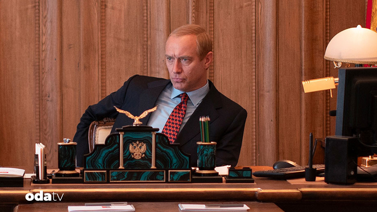 putin-bu-filme-kizacak-kremlinin-buyucusu-vizyonda-s2ZeeEWT.jpg