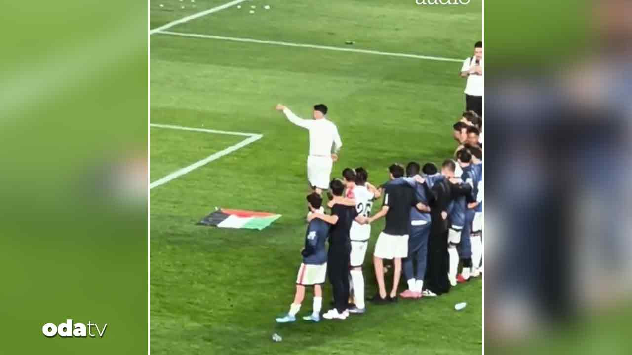uc-puani-filistin-bayragiyla-kutladilar-wRBdbgEg.jpg
