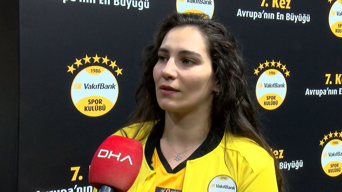 vakifbank-7-sampiyonlugunu-kutluyor-ama25eNh.jpg