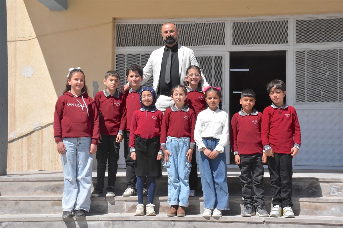 vanli-ogrenciler-dunya-sampiyonasi-icin-hazir-55dL6PnT.jpg
